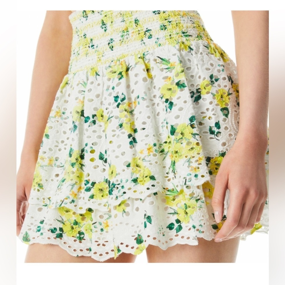 Alice + Olivia Bethie Smocked Mini skirt size 6